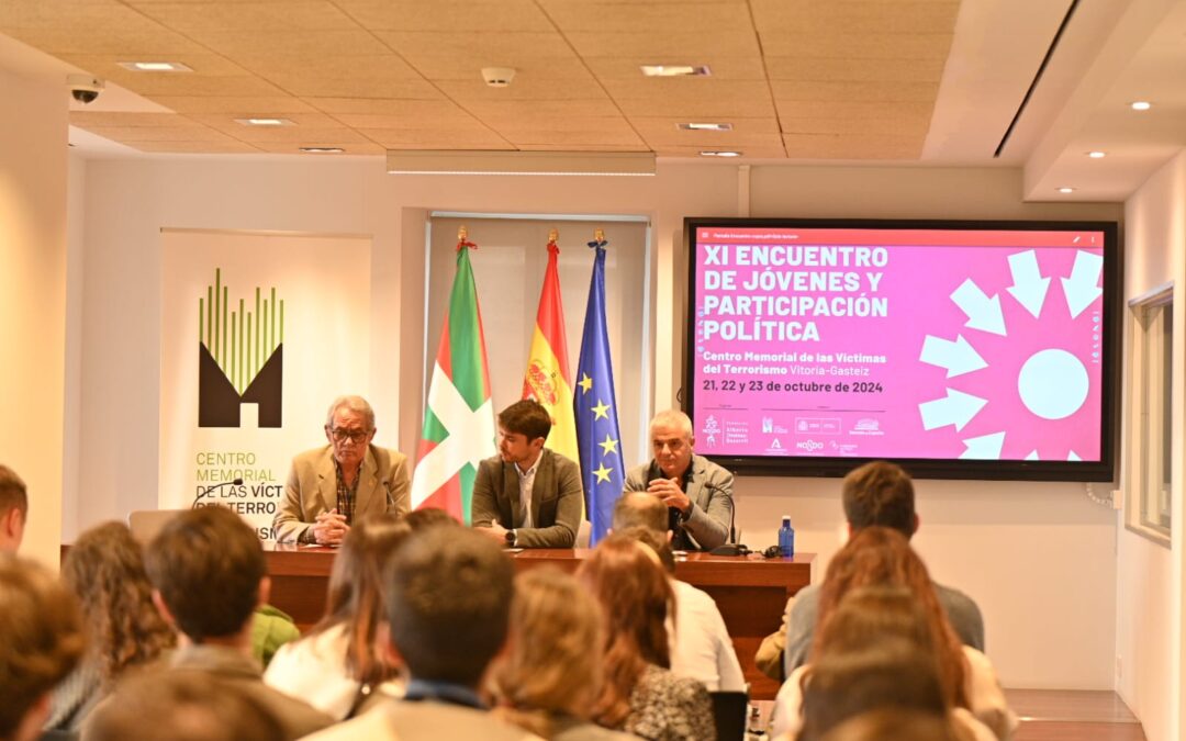 El presidente de la AVTCyL participa en Vitoria en el XI Encuentro de Jóvenes y Participación Política