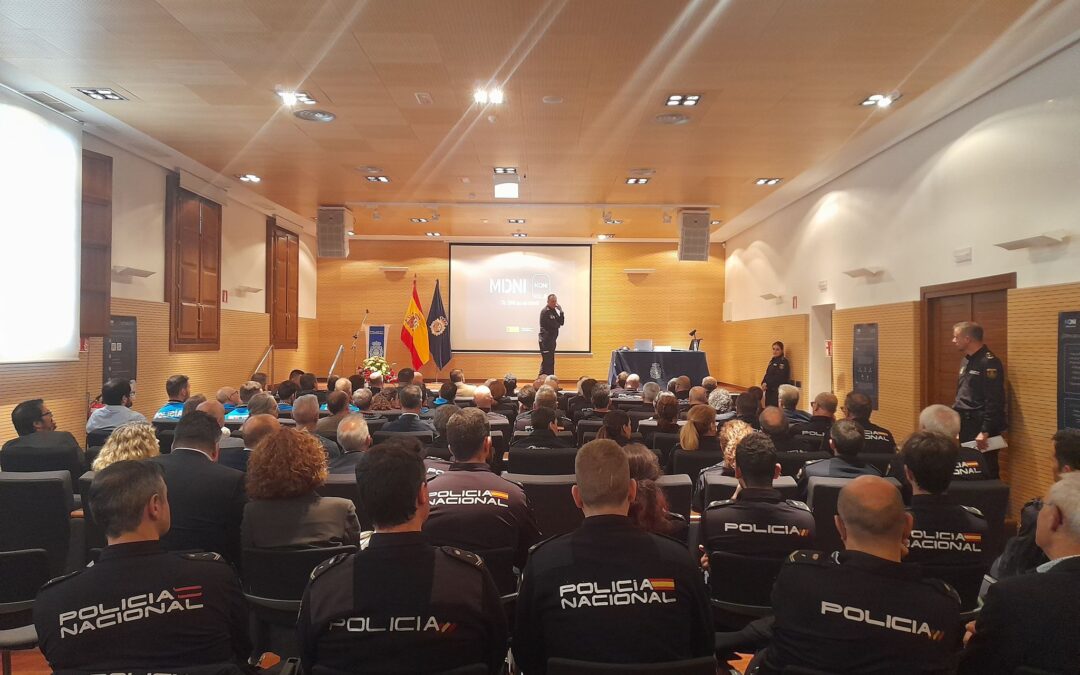 La Asociación de Víctimas del Terrorismo de Castilla y León asiste a la presentación de la aplicación MiDNI en Valladolid