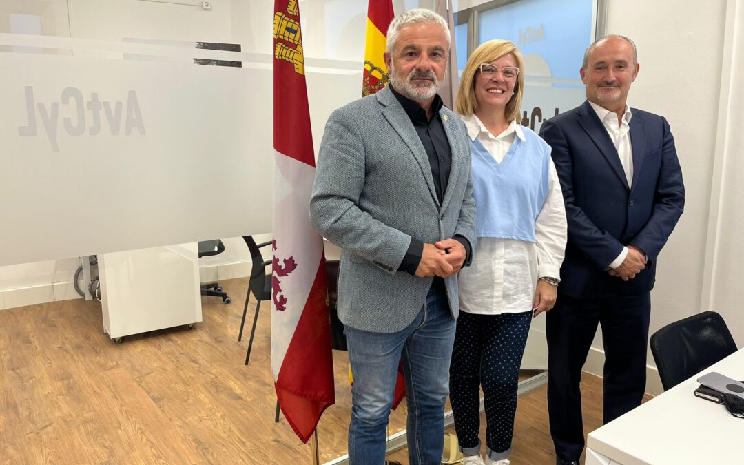 La Asociación de Víctimas del Terrorismo de Castilla y León da la bienvenida a dos nuevos voluntarios y amigos